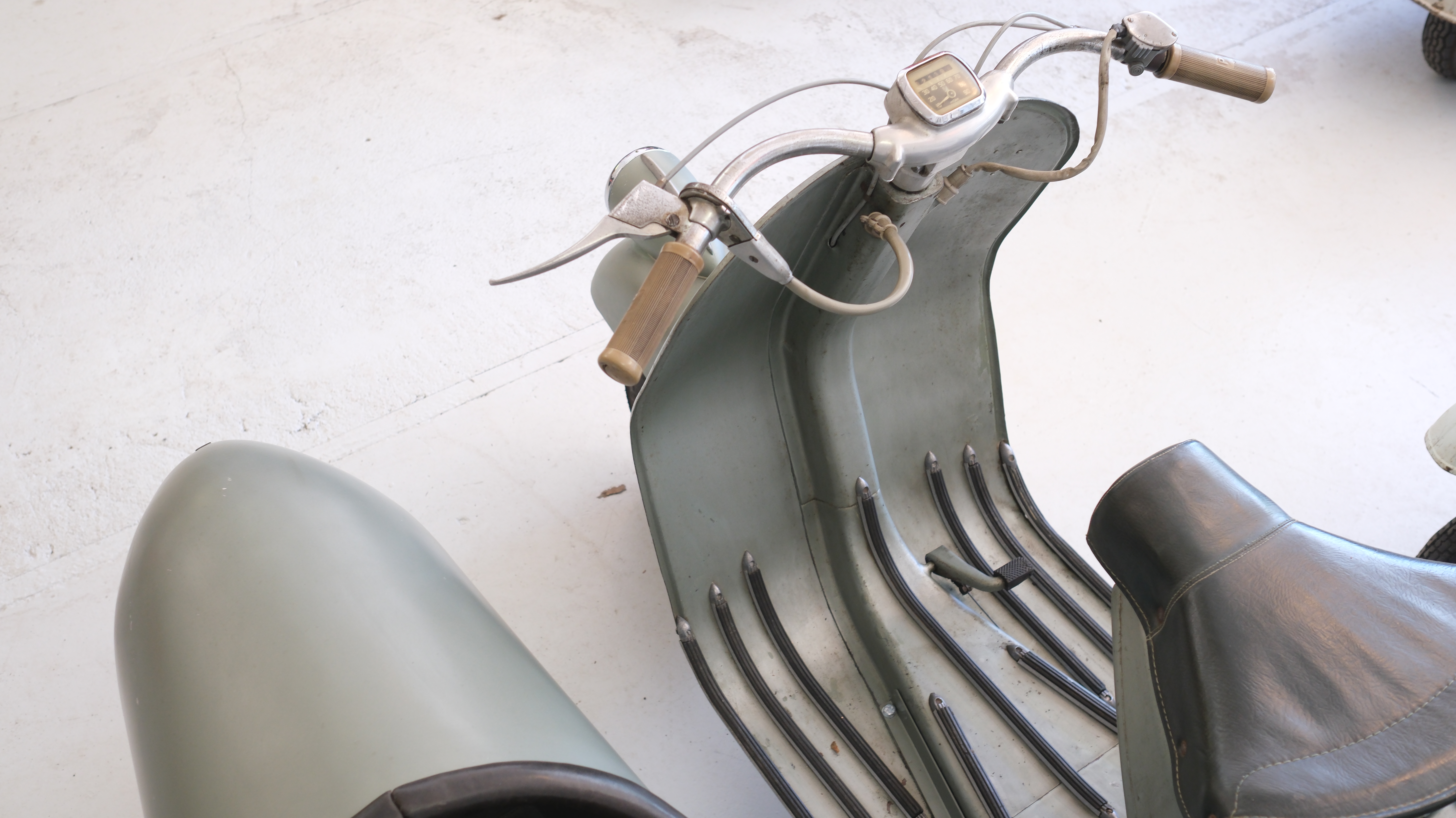 Image for Vespa 125 V30 / 1950